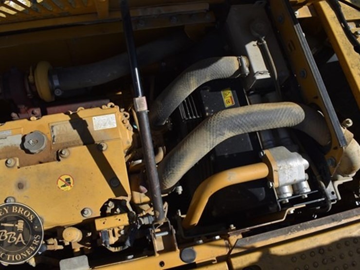 2011-caterpillar-312d-image-96