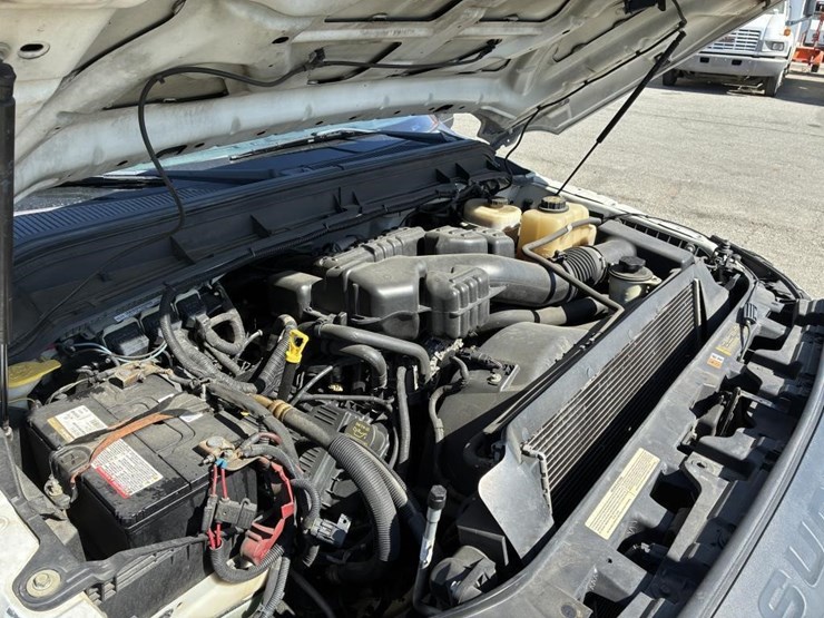 2014-ford-f350-image-8