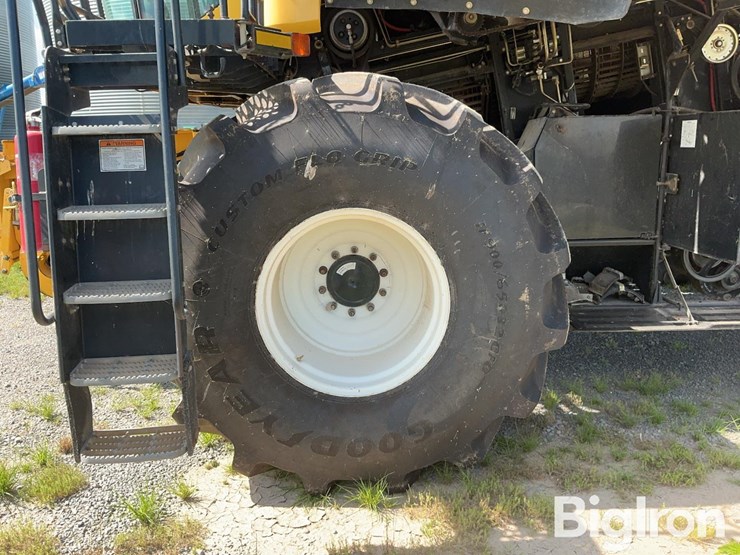 new-holland-cr9070-image-14