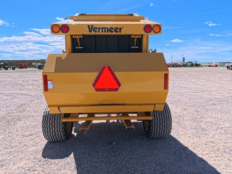 2019-vermeer-504r-premium-image-4