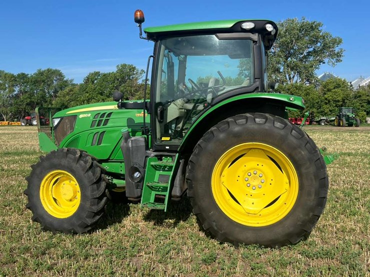 john-deere-6120r-image-4
