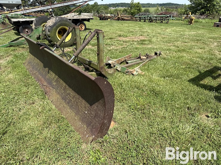john-deere-00544-front-mount-blade-image-1