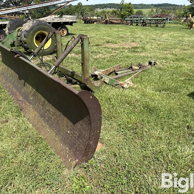 John Deere 00544 Front Mount Blade
