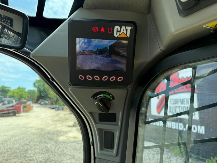 caterpillar-259d-image-22