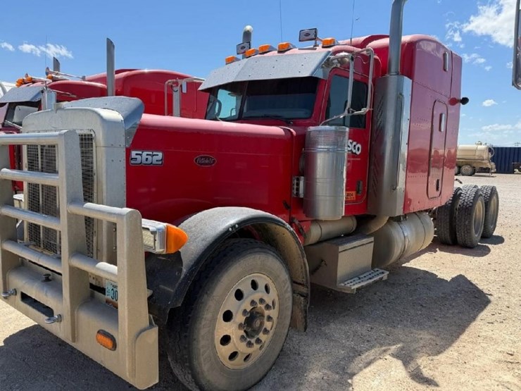 2006-peterbilt-379-image-2