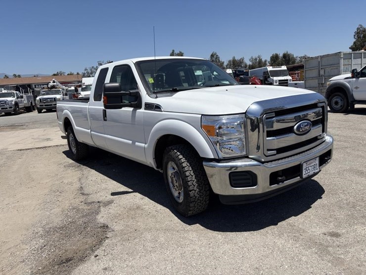 2011-ford-f250-image-2