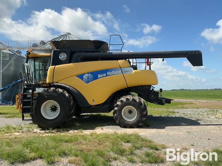 new-holland-cr9070-image-8