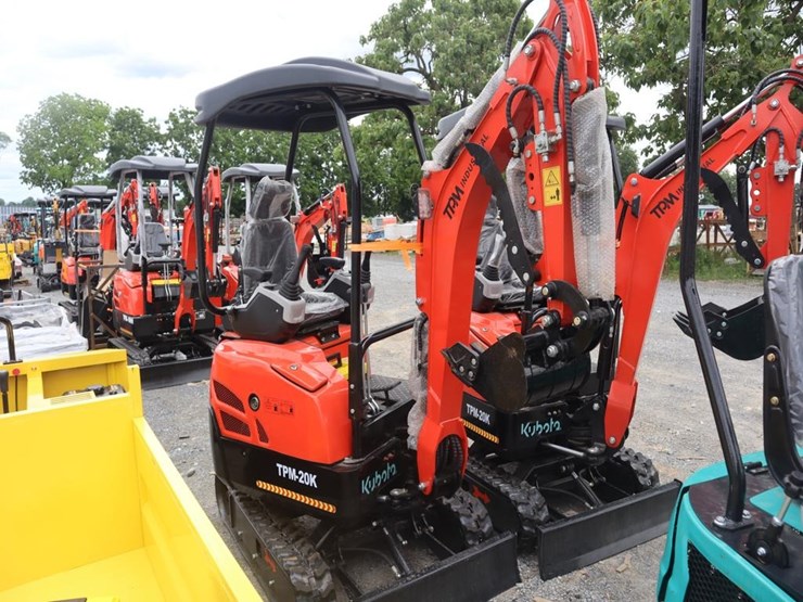 tpm-20k-mini-excavator-image-2