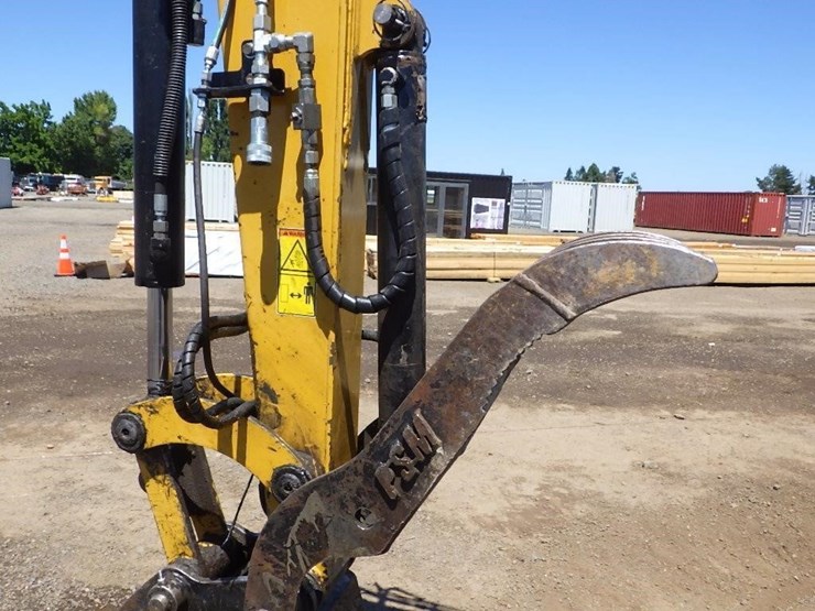 caterpillar-305e2-image-24
