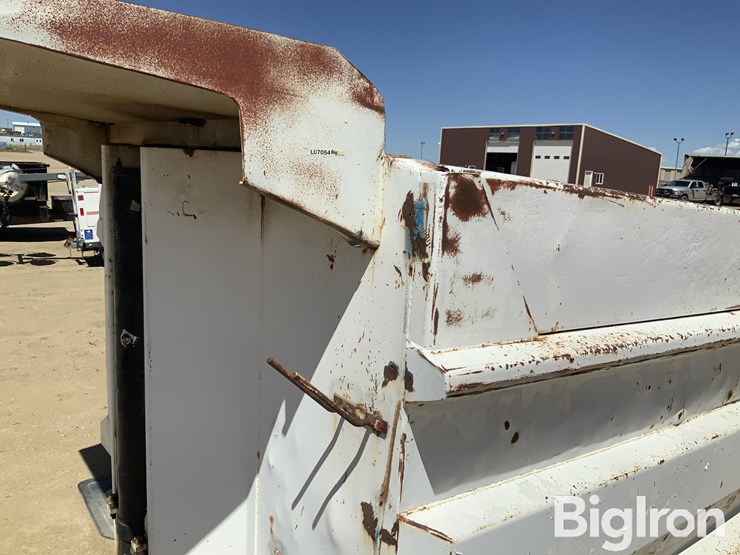 1992-peterbilt-379-image-10