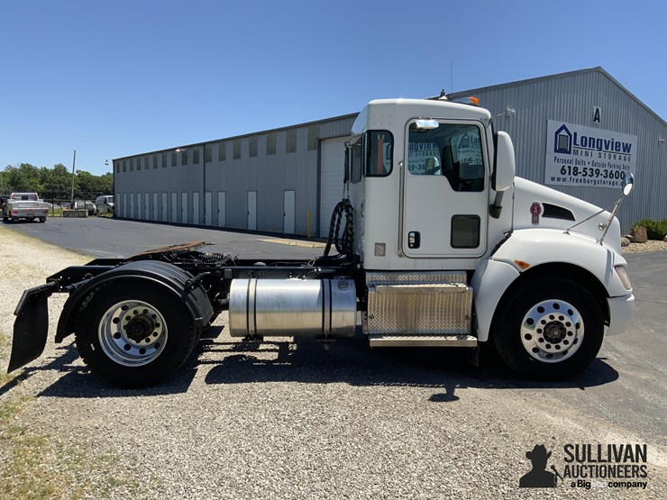 2017-kenworth-t370-image-4