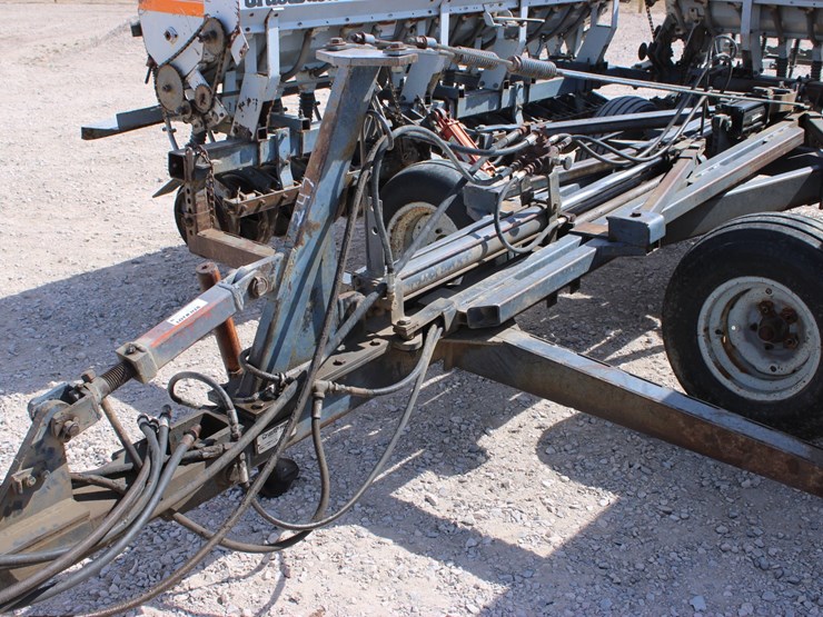 #1008-•-crustbuster-27ft-grain-drill-image-8
