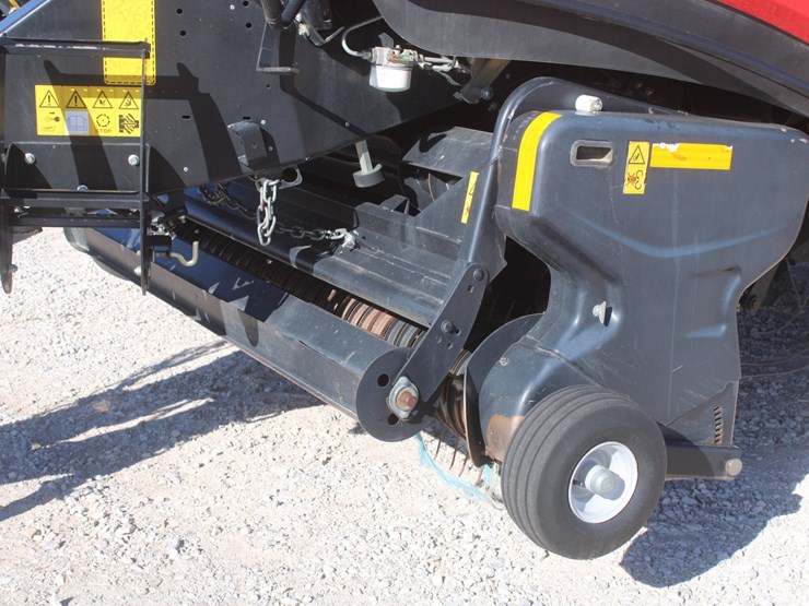 2019-case-ih-lb434xl-image-12