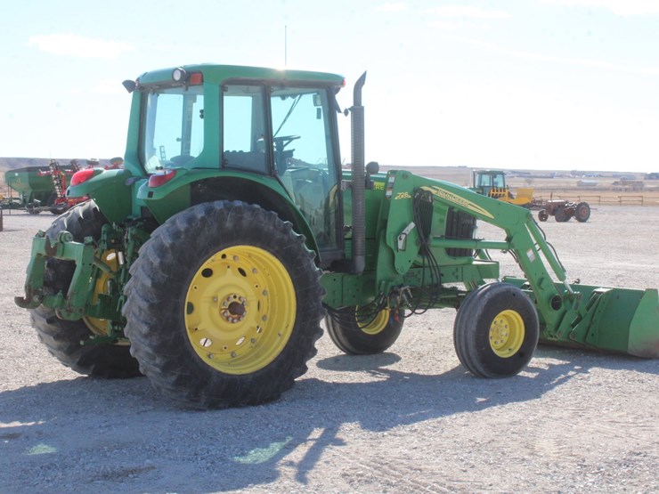 2004-john-deere-7320-image-8