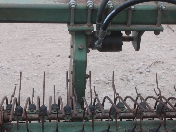 #1020-•-1996-pickett-6r30a-one-step-bean-cutter-image-42