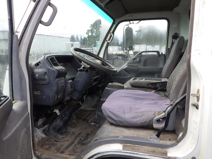 2006-gmc-w4500-image-21