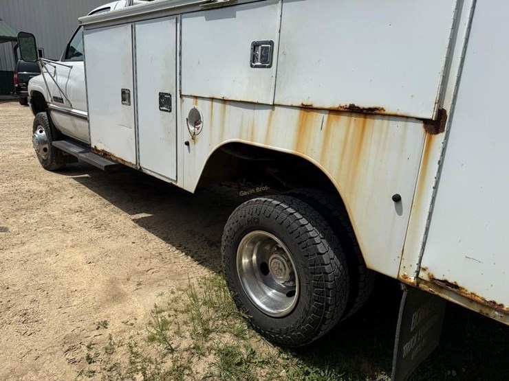 1997-dodge-3500-image-11