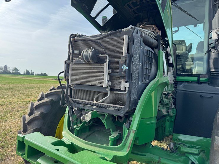 2023-john-deere-7r-210-image-41