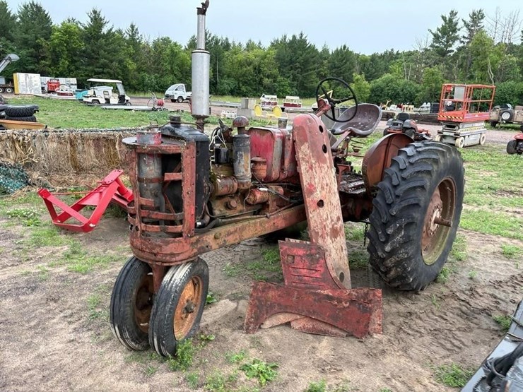 massey-ferguson-22-image-2