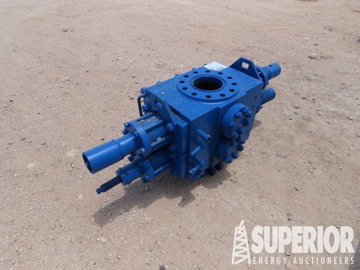 (1-57)-townsend-tm20-7-1/16"-5000#-hyd-dbl-ram-bop...-image-1