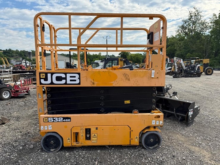 jcb-s3246e-image-1