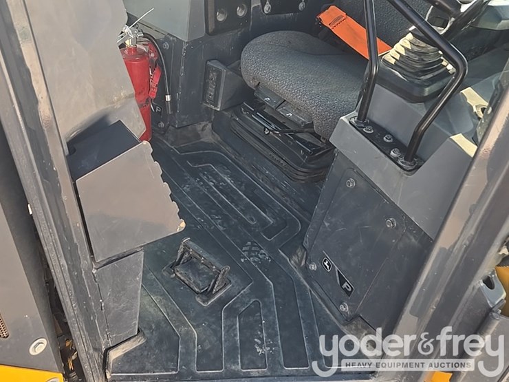 2023-deere-650-lgp-image-41