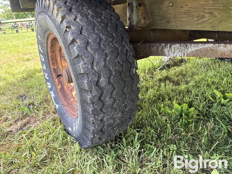 badger-16'-hay-wagon-image-19