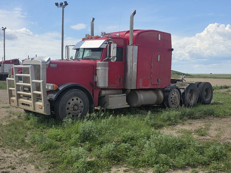 2007-peterbilt-379-image-1