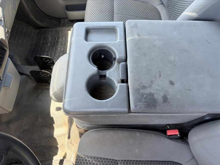 2011-ford-f250-image-18