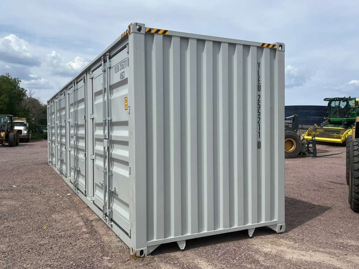 #4001-•-40ft-shipping-container-image-14
