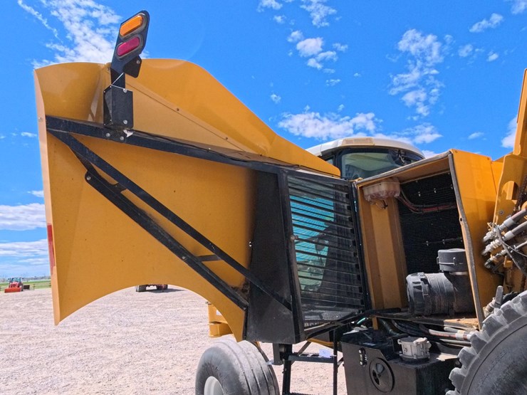 #1027-•-2020-vermeer-zr5-self-propelled-baler-image-87