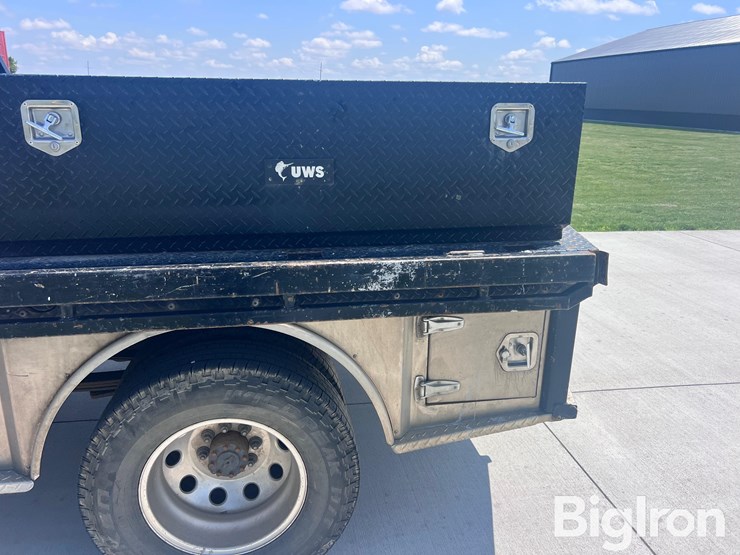 2017-ram-3500-laramie-image-9