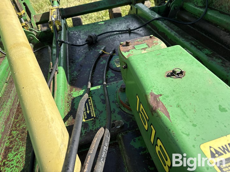 john-deere-1518-image-12