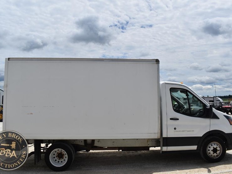 2019-ford-transit-image-6