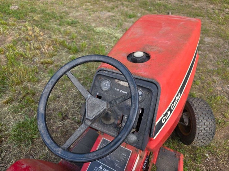1981-cub-cadet-782-image-3