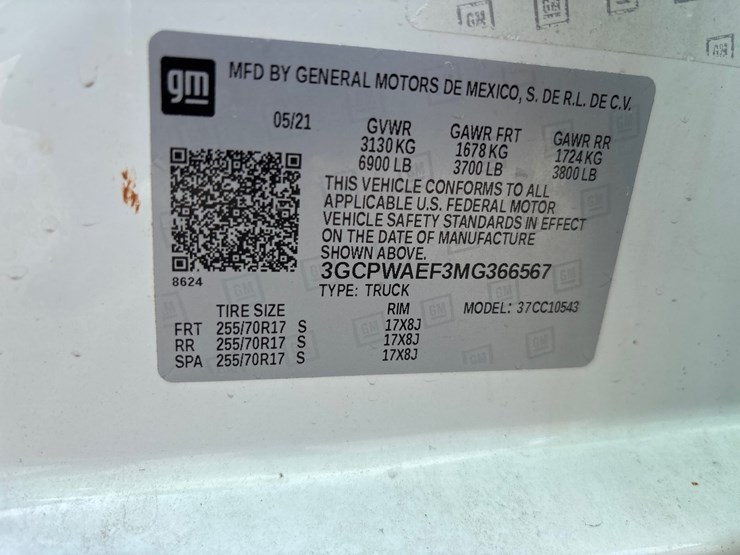#3627-•-2021-chevrolet-silverado-pickup-truck-image-14
