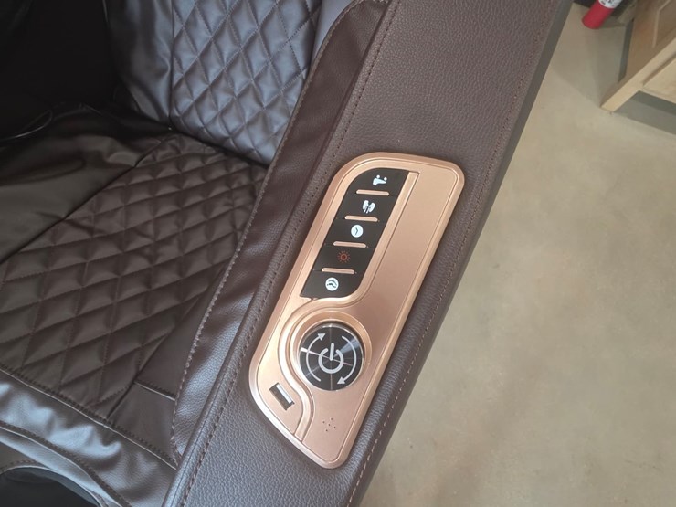 #4029-•-onshine-high-end-massage-chair-image-9