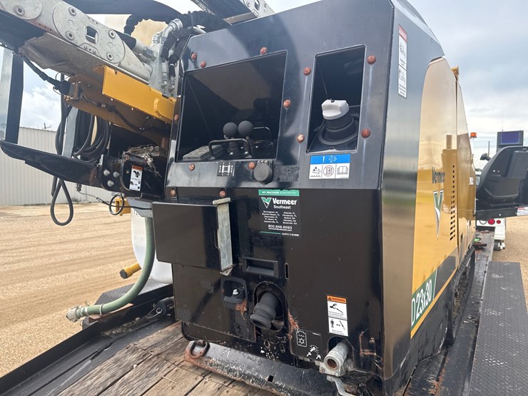 #3601-•-2020-vermeer-d23x30-series-iii-horizontal-directional-drill-image-9