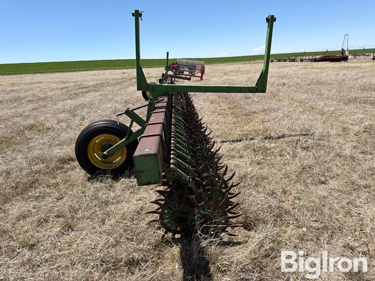 john-deere-400-image-8