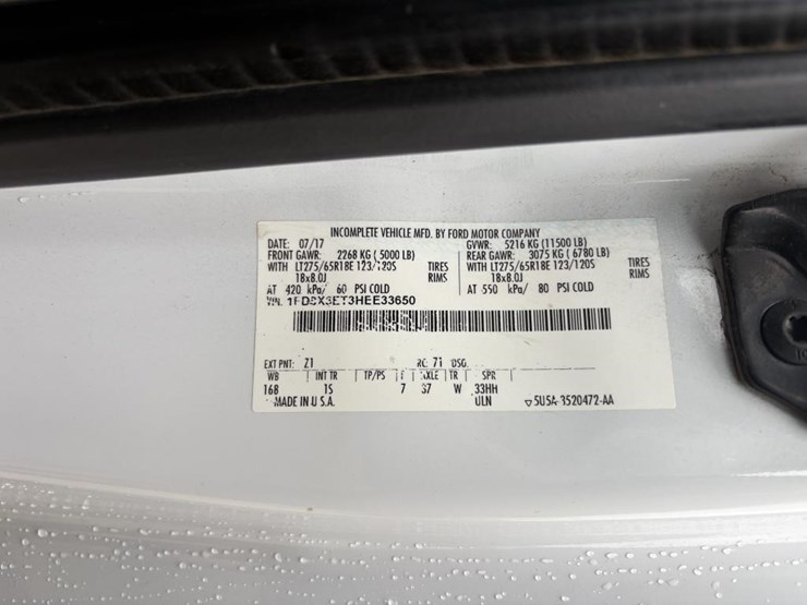 2017-ford-f350-xl-image-21