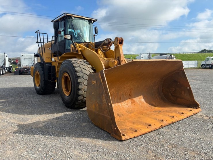 2011-caterpillar-966k-image-3
