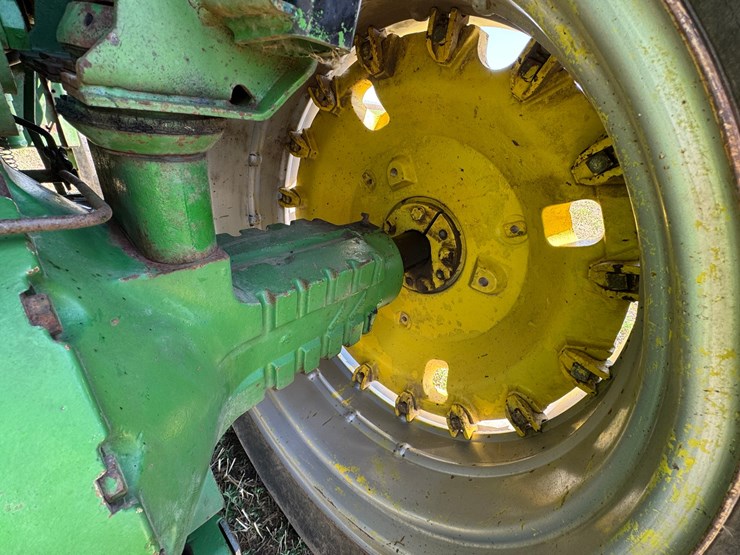 john-deere-4630-image-24