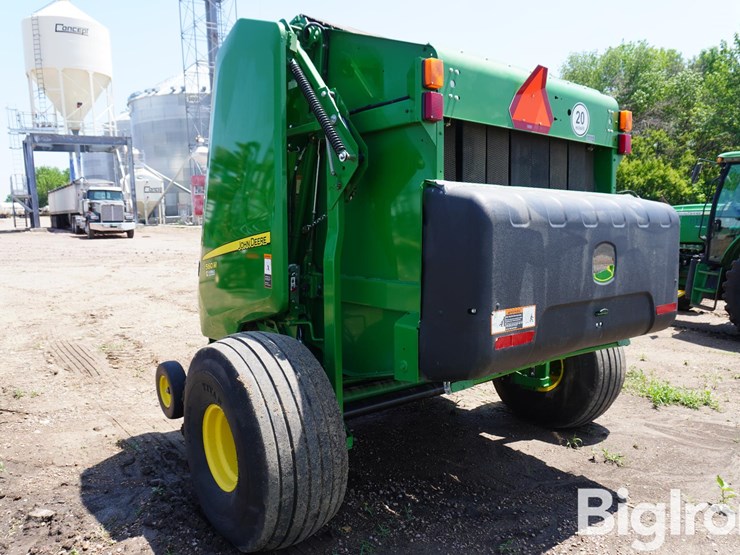 2022-john-deere-560m-image-7