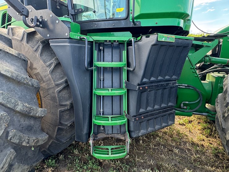 2012-john-deere-9510r-image-32