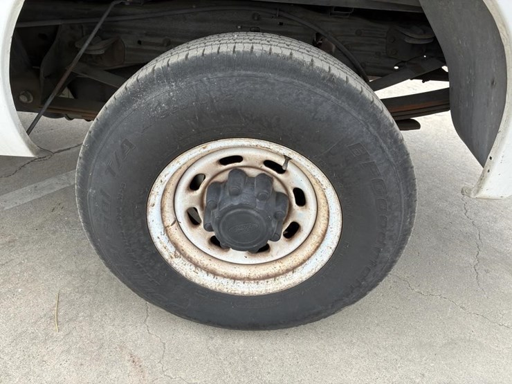 2001-ford-f250-image-8
