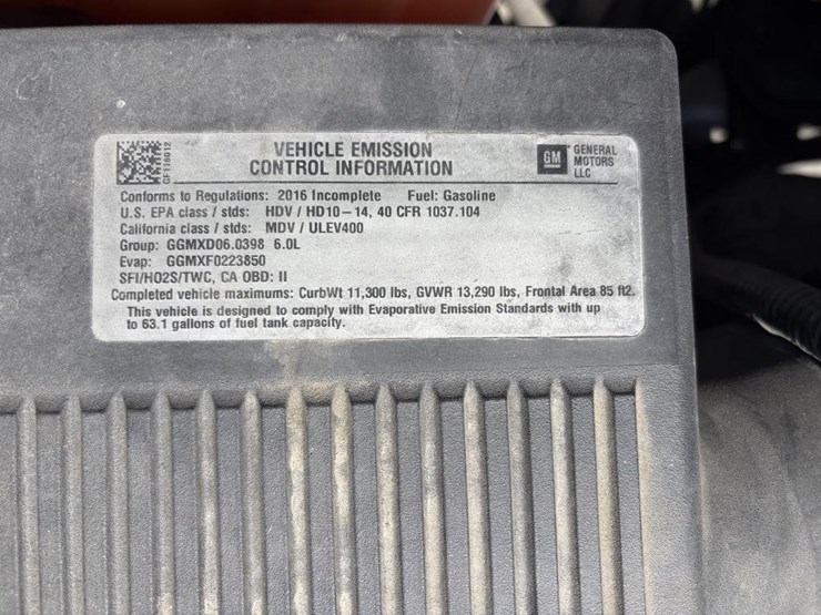 2016-chevrolet-silverado-3500-image-11