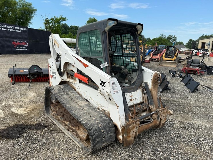 2017-bobcat-t770-image-6