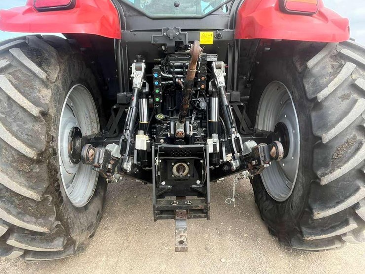 2019-case-ih-maxxum-150-image-24