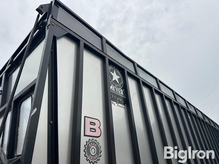 2013-meyer-9140t-boss-rt-t/a-live-bottom-forage-trailer-image-10