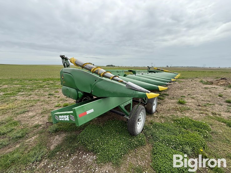 2019-john-deere-712c-image-3
